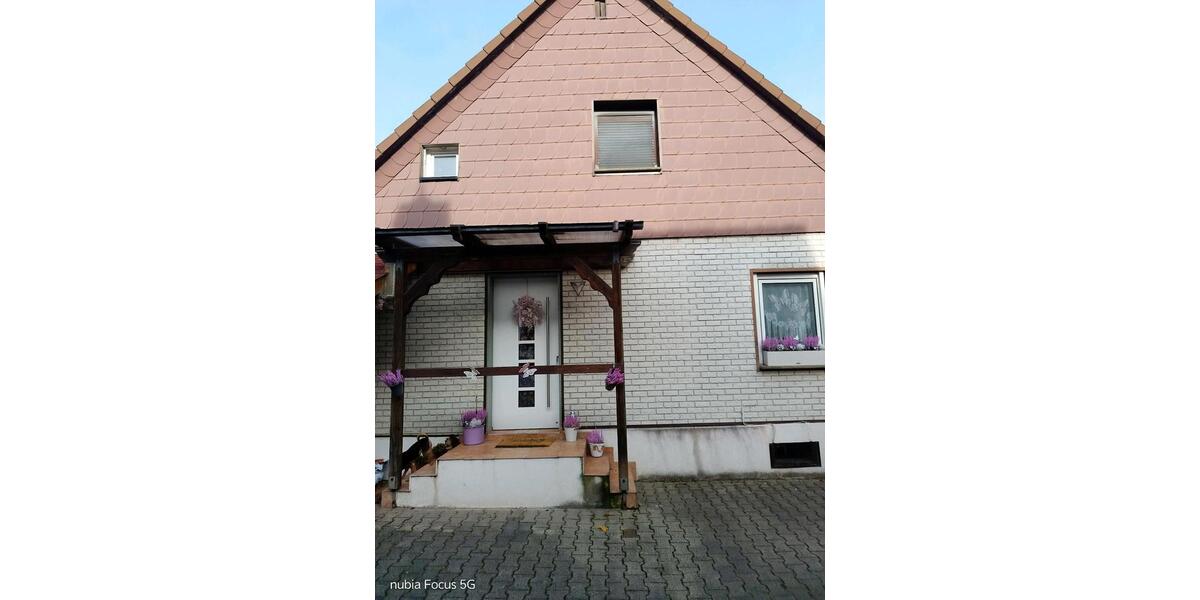 Charmantes kleines Haus mit Anbau 6 zimmer