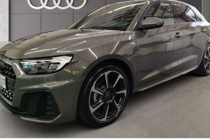 Audi A1 9.900 km 33.850 &euro; Frankfurt am Main 60314