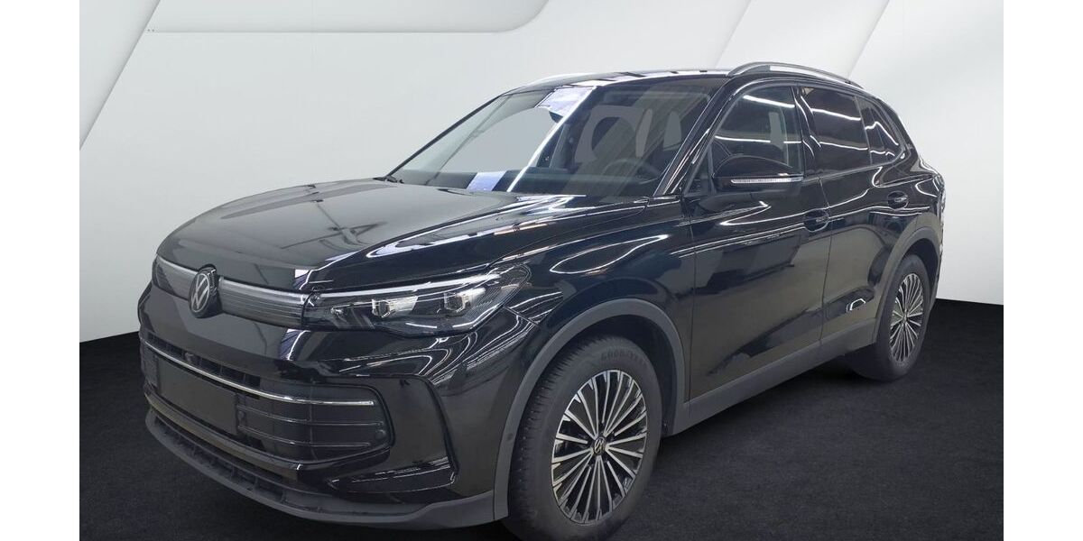 VW Tiguan 21.600 km 29.900 &euro; OFFENBACH AM MAIN 63075