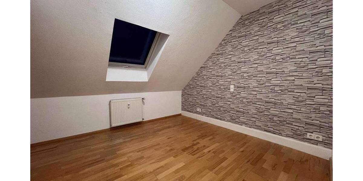 Mehrfamilienhaus, Wohnhaus Frankfurt am Main Schwanheim - 369.000&euro; | Angebot:24876147