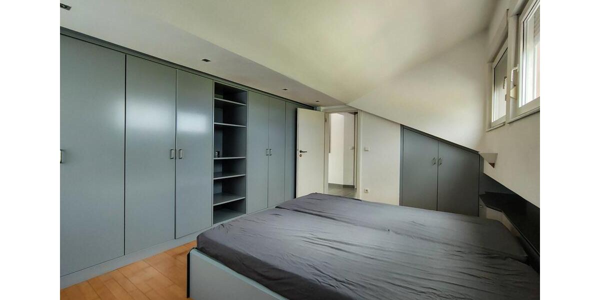 Dachgeschoßwohnung Alsbach-Hähnlein Hähnlein - 3 Zimmer, 80 m&sup2;, 300.000&euro; | Angebot:26898694