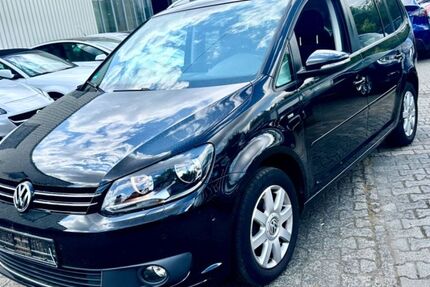 VW Touran 124.000 km 11.900 € Flörsheim 65439
