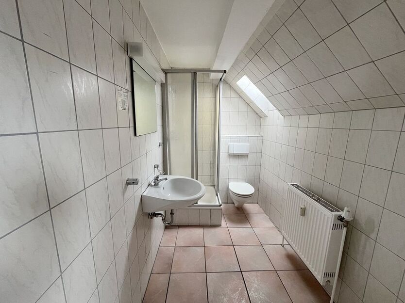 Großzügiges Anwesen mit vielseitigen Nutzungsmöglichkeiten im Herzen von Erzhausen zimmer