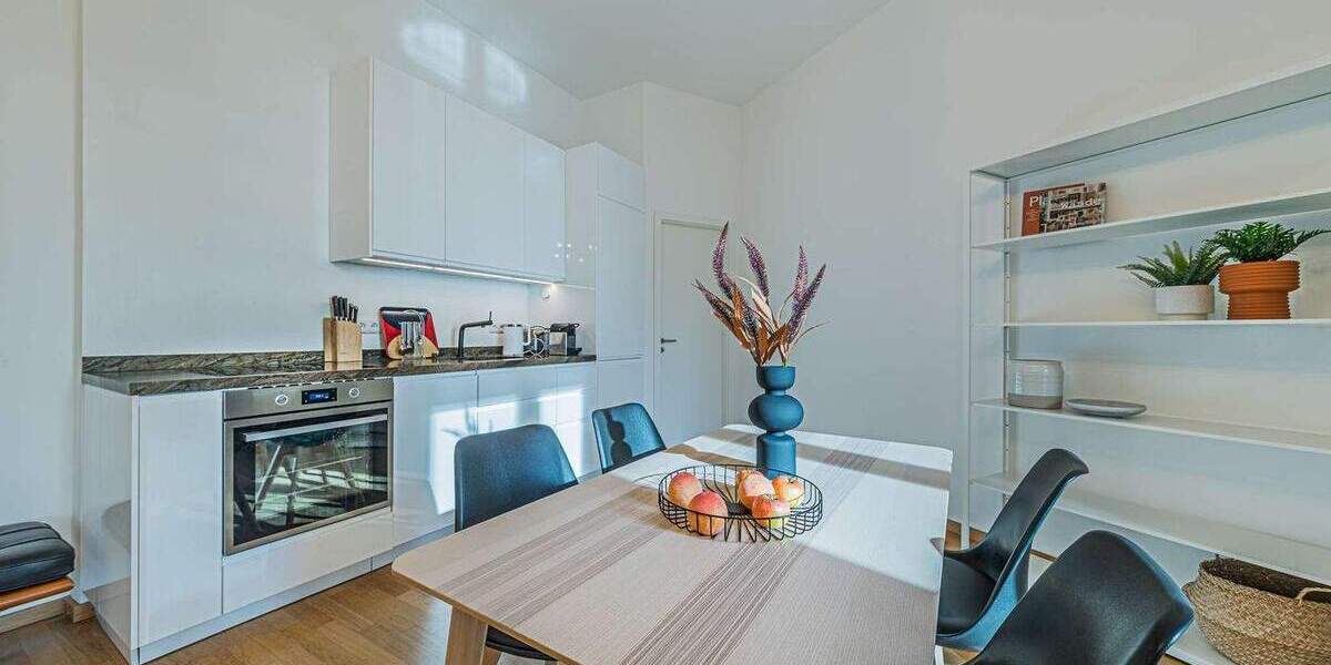 Etagenwohnung Frankfurt am Main Bahnhofsviertel - 2 Zimmer, 70 m&sup2;, 1.690&euro; | Angebot:23789894