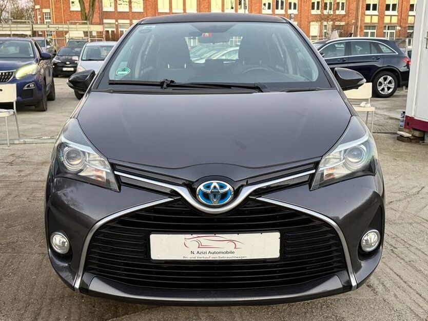 Yaris