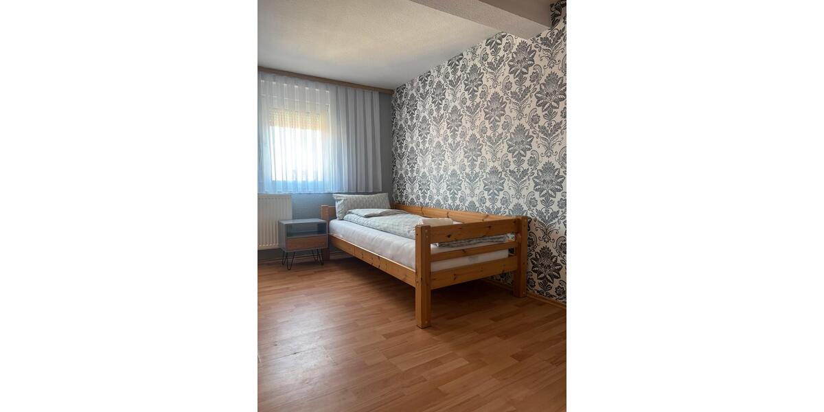 Etagenwohnung Babenhausen - 6 Zimmer, 134 m&sup2;, 3.600&euro; | Angebot:24646361