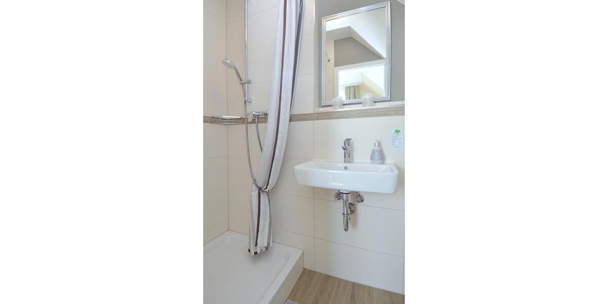 Etagenwohnung Mainz Laubenheim - 1 Zimmer, 11 m&sup2;, 610&euro; | Angebot:26180808