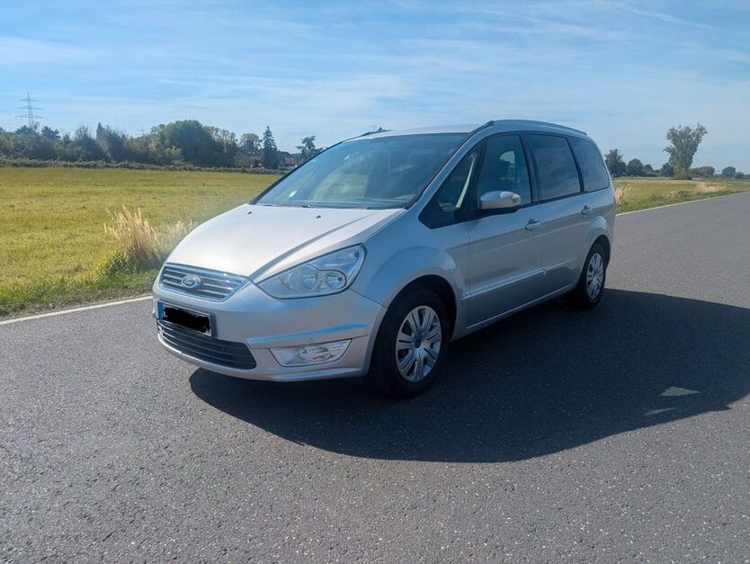 Ford Galaxy 305.000 km 7.000 € Frankfurt 60596