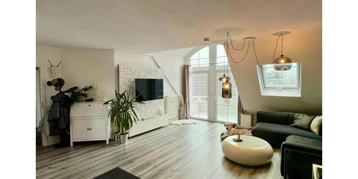 Wunderschöne 2-Zimmer-Wohnung mit Balkon & EBK 2 zimmer