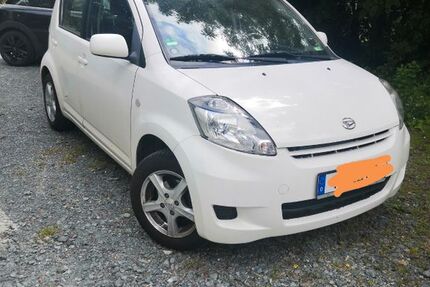 Daihatsu Sirion 177.000 km 999 &euro; Frankfurt am Main 65936