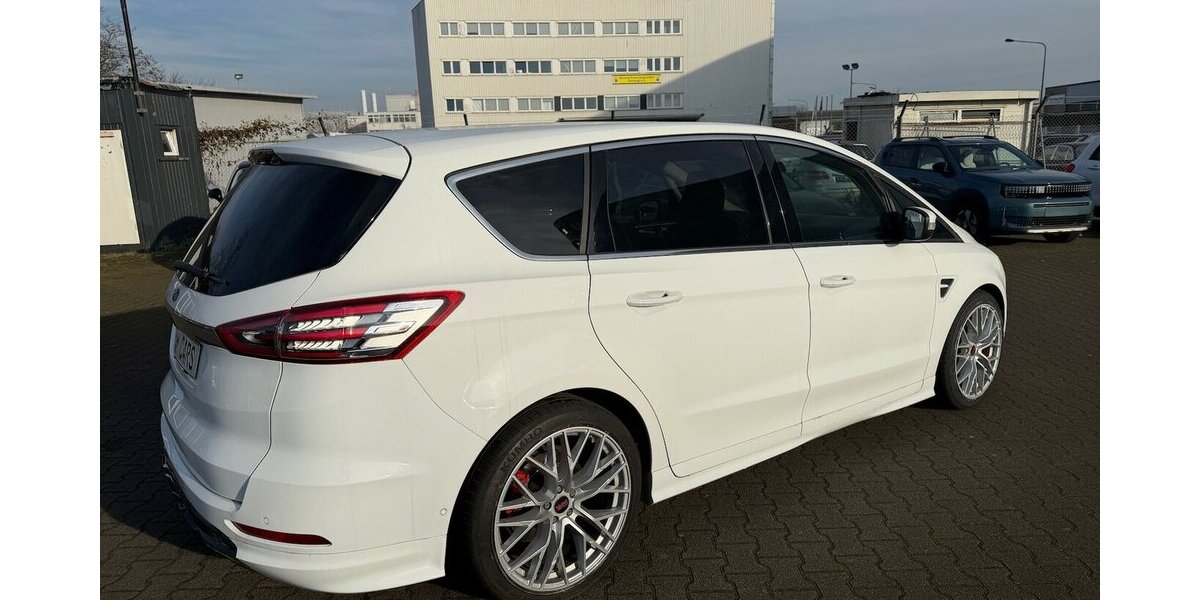 Ford S-Max 2.0 Titanium/Sportpaket/20ZOLL 53.400 km 20.890 &euro; Frankfurt 60386