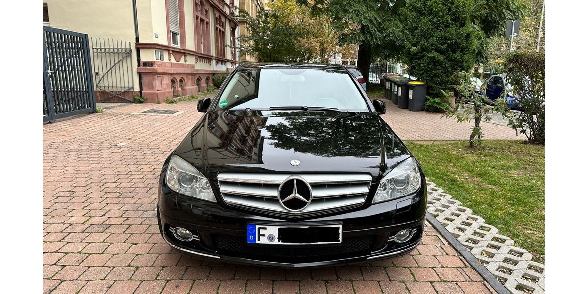 Mercedes-Benz C 250 167.000 km 8.700 &euro; Frankfurt am Main 60487