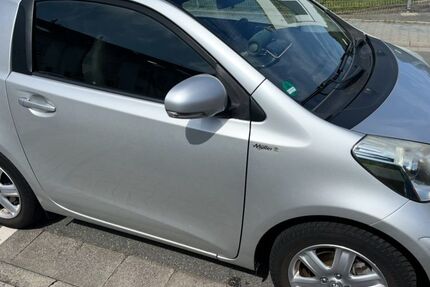 Toyota IQ 208.000 km 4.500 &euro; weiterstadt 64331