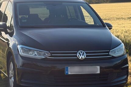 VW Touran 185.000 km 15.750 &euro; Frankfurt am Main 60433