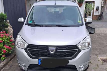 Dacia Lodgy 117.000 km 7.900 &euro; Stockstadt am Rhein 64589