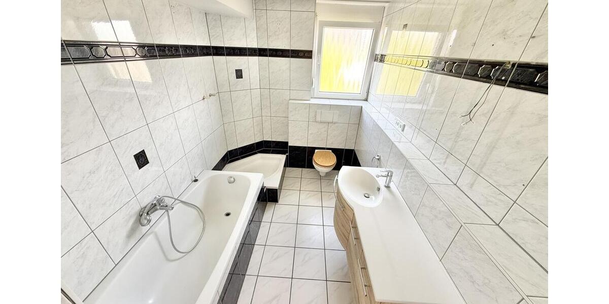 Etagenwohnung Rodgau - 3 Zimmer, 91 m&sup2;, 1.200&euro; | Angebot:26407669