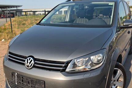 VW Touran 200.000 km 7.500 &euro; Dietzenbach 63128