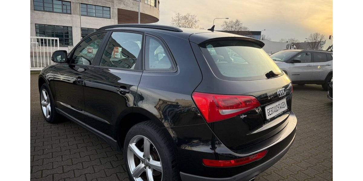 Audi Q5 2.0 TDI 130 kW quattro/S-Line Sport 179.909 km 13.490 &euro; Frankfurt 60386