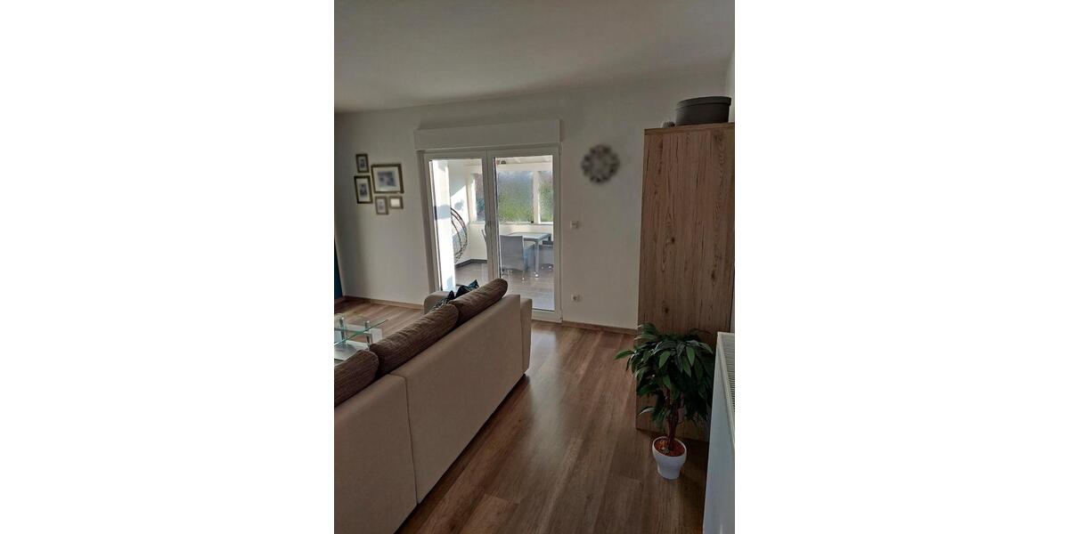 Einfamilienhaus Bischofsheim - 8 Zimmer, 165 m&sup2;, 689.000&euro; | Angebot:25625124