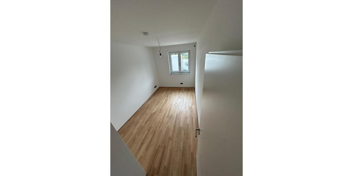 Erdgeschoßwohnung Darmstadt Bessungen - 3 Zimmer, 99 m&sup2;, 1.550&euro; | Angebot:26443563