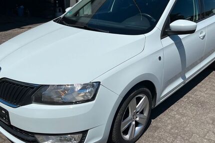 Skoda Rapid 209.000 km 3.980 &euro; Offenbach am Main 63073