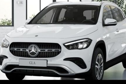 Mercedes-Benz GLA 180 9.900 km 38.790 &euro; Frankfurt 60599