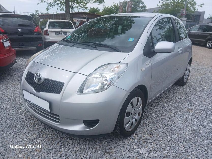 Yaris