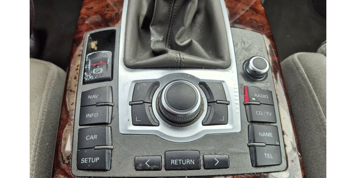 Audi A6 2,4 Klima, Einparkhilfe hinten 206.000 km 1.799 &euro; Rodgau 63110