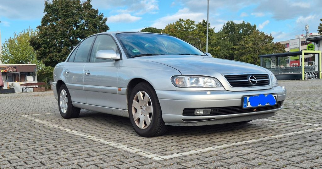 Opel Omega 119.000 km 1.890 € Heppenheim 64646