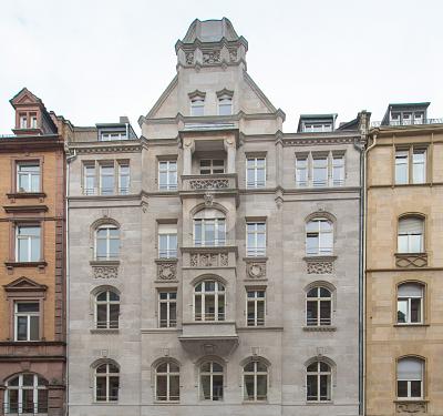 STILVOLL WOHNEN AM BAHNHOFSVIERTEL 3 zimmer