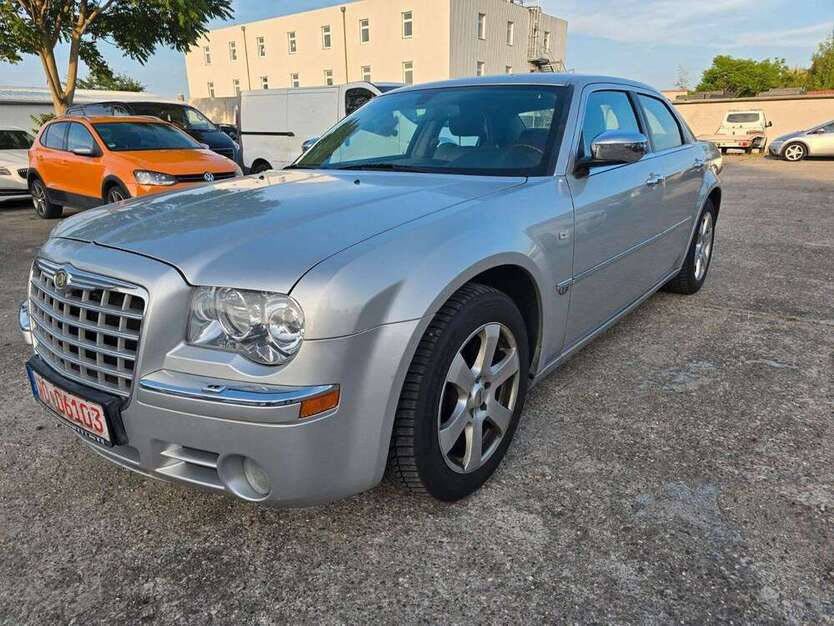 300C