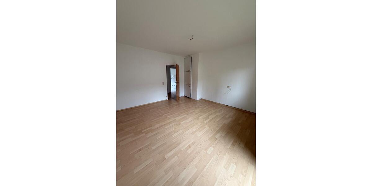 Etagenwohnung Bischofsheim - 3 Zimmer, 62 m&sup2;, 225.000&euro; | Angebot:26225531
