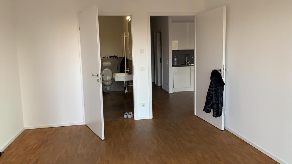 Terrassenwohnung Frankfurt am Main Ostend - 2 Zimmer, 83 m&sup2;, 1.791&euro; | Angebot:25887660