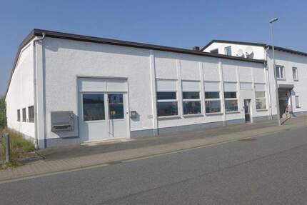 Beheizbare Lagerhalle mit Büro, Ausstellungs- und Verkaufsfläche in Groß-Gerau zimmer