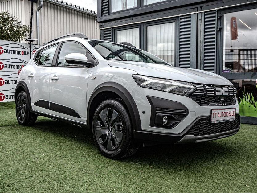 Dacia Sandero 13.567 km 16.999 € Rüsselsheim 65428