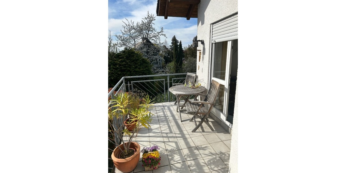 Zauberhafte 2 Zimmer Wohnung mit offener Küche und Balkon in Jugenheim zu verkaufen 2 zimmer