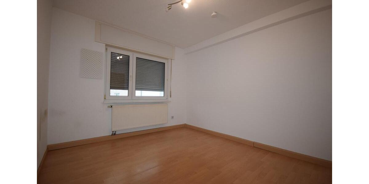 Tolle ETW 3ZKBB mit 79m² Wfl., Südbalkon, Rendite 4,21% p.a.! 3 zimmer