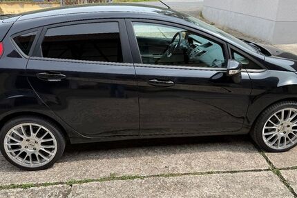 Ford Fiesta 236.799 km 2.499 &euro; Reichelsheim 64385