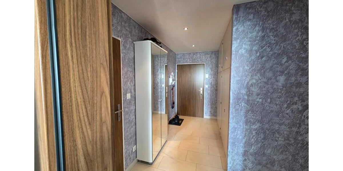 Etagenwohnung Bensheim - 4.5 Zimmer, 104 m&sup2;, 328.000&euro; | Angebot:27071126