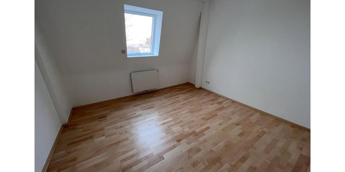 *Offenbach* 4-Zimmer-Albau-Wohnung mit Terrasse 4 zimmer