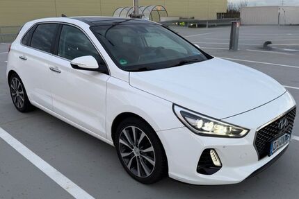 Hyundai i30 127.500 km 13.990 &euro; Frankfurt am Main 65936