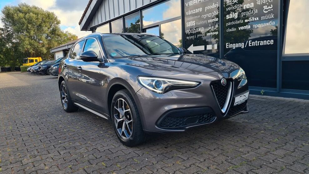 Alfa Romeo Stelvio 65.850 km 26.990 € Offenbach am Main 63069