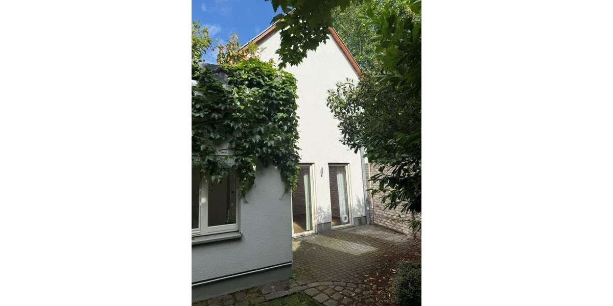 Einfamilienhaus Frankfurt Bornheim - 4 Zimmer, 110 m&sup2;, 2.850&euro; | Angebot:26828264
