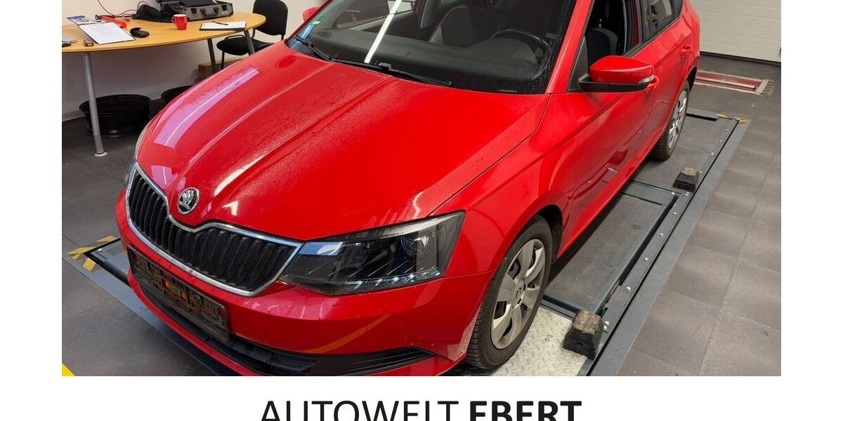 Skoda Fabia 103.700 km 9.890 &euro; Bensheim 64625