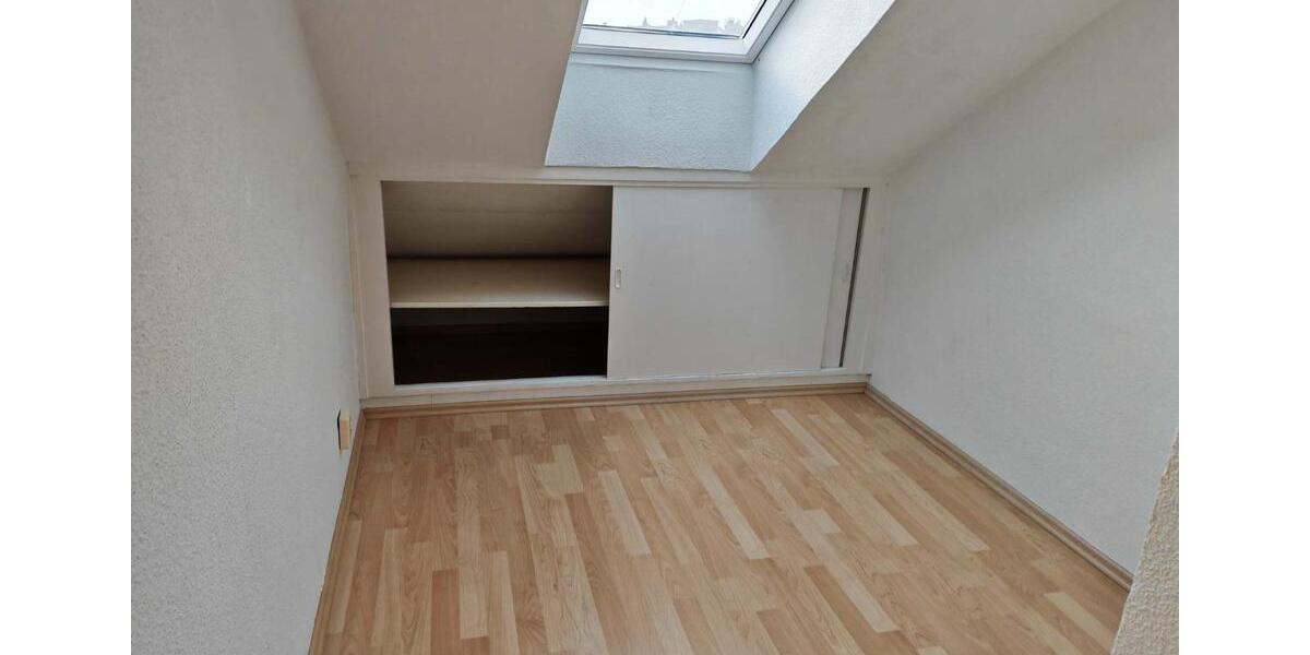 Etagenwohnung Frankfurt am Main Niederrad - 2.5 Zimmer, 69 m&sup2;, 875&euro; | Angebot:26406643
