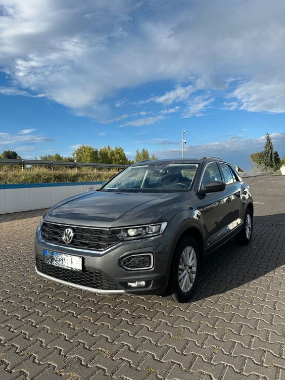 VW T-Roc 106.000 km 15.500 € Rüsselsheim am Main 65428