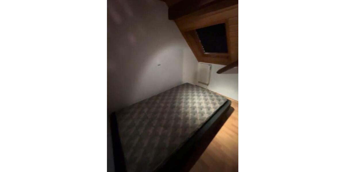 Dachgeschoßwohnung Roßdorf - 2 Zimmer, 40 m&sup2;, 600&euro; | Angebot:25306037