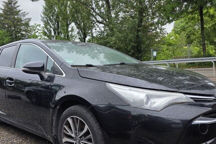 Toyota Avensis 224.000 km 4.490 &euro; Frankfurt am Main 60486