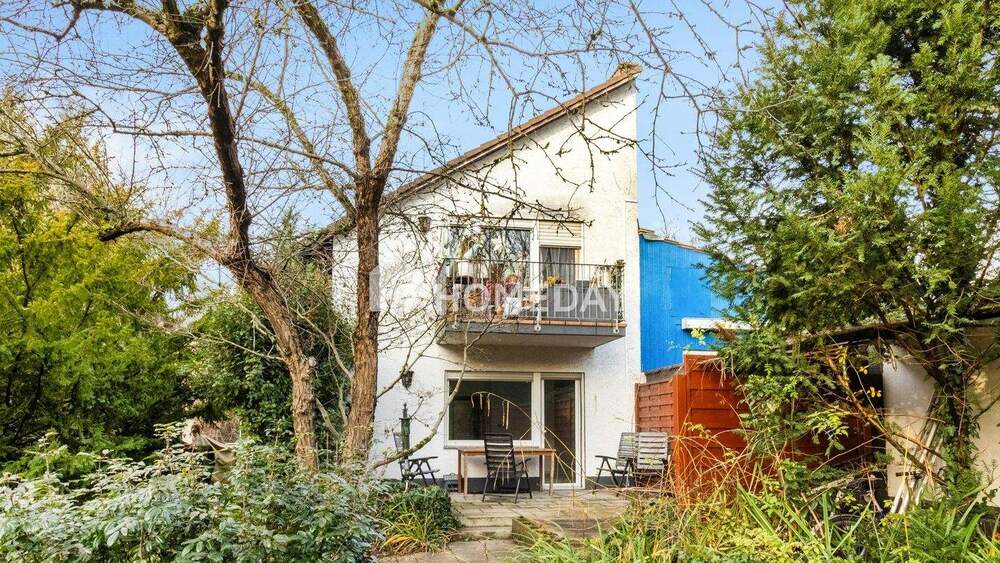 Mehrfamilienhaus, Wohnhaus Frankfurt Griesheim - 8 Zimmer, 175 m&sup2;, 399.000&euro; | Angebot:25389024