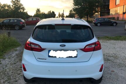 Ford Fiesta 130.542 km 8.300 &euro; Frankfurt am Main 60438